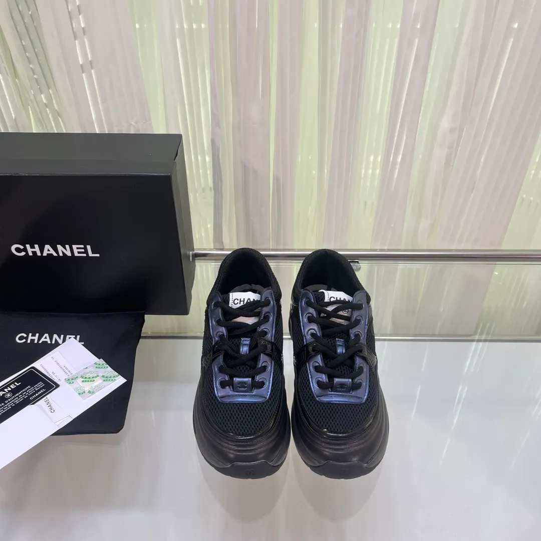 👟👟Ex-factory price 640🌈🌈Women's shoes factory latest 5 colors! Super pretty! 2023 super popular Chanel Chanel 23C King of Horns series casual sports shoes, incomparably beautiful and easy to wear, absolute fairy style, very light, super soft inside, super comfortable, breathable upper design, high-end color matching, versatile, must-have model of the year, upper: cowhide and cloth stitching, original craftsmanship, lining: breathable mesh, original foam combination outsole, size: 35-45